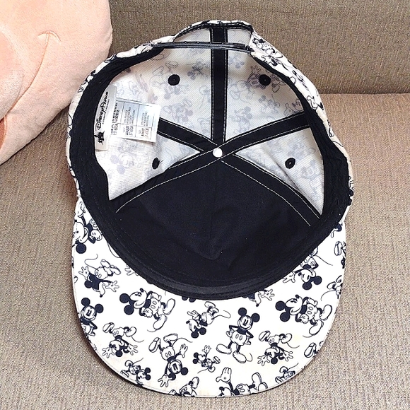 Disney Mickey Mouse graffiti snapback cap - Picture 8 of 11
